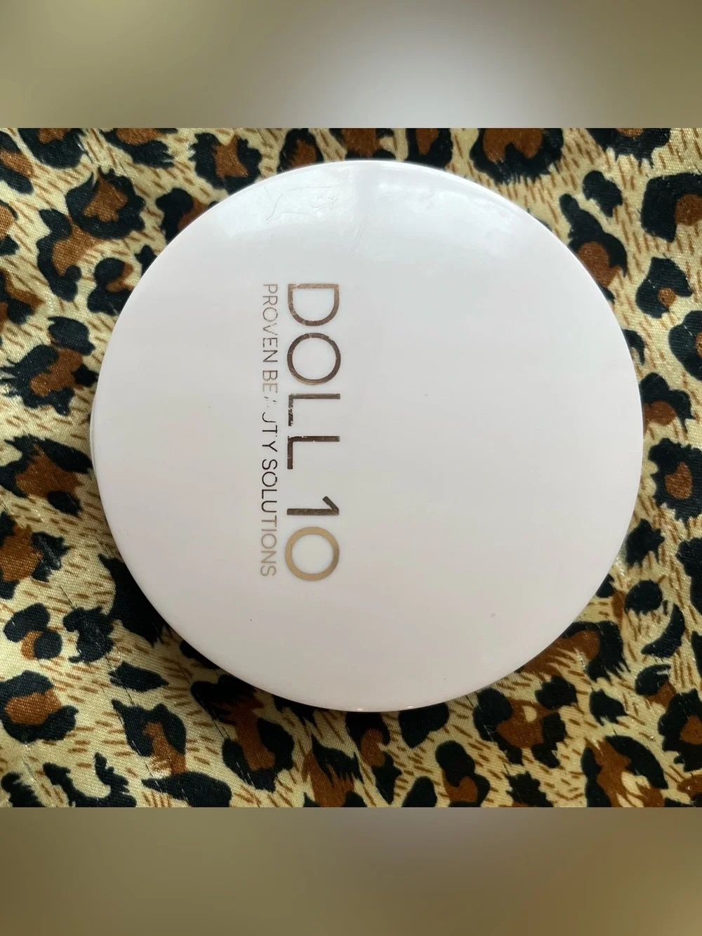 Dollcake DOLL 10 Cushion Compact - Tan Deep with Gold Logo